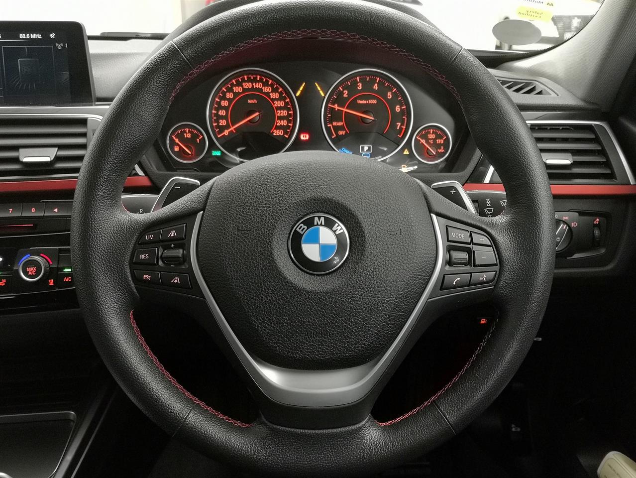 2017 BMW 330e