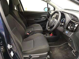 2019 Toyota Vitz - Thumbnail