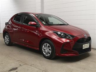 2020 Toyota Yaris - Thumbnail