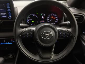 2020 Toyota Yaris - Thumbnail