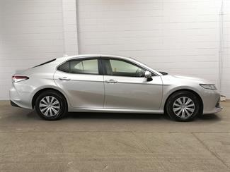 2020 Toyota Camry - Thumbnail