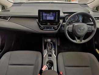 2020 Toyota Corolla - Thumbnail