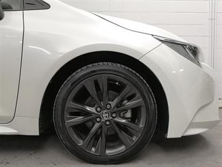 2021 Toyota Corolla - Thumbnail