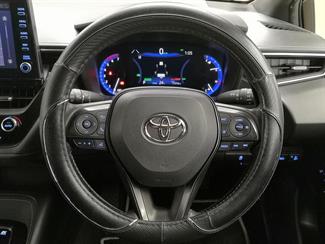 2021 Toyota Corolla - Thumbnail