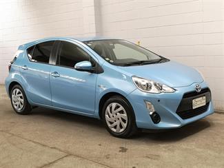 2015 Toyota Aqua - Thumbnail
