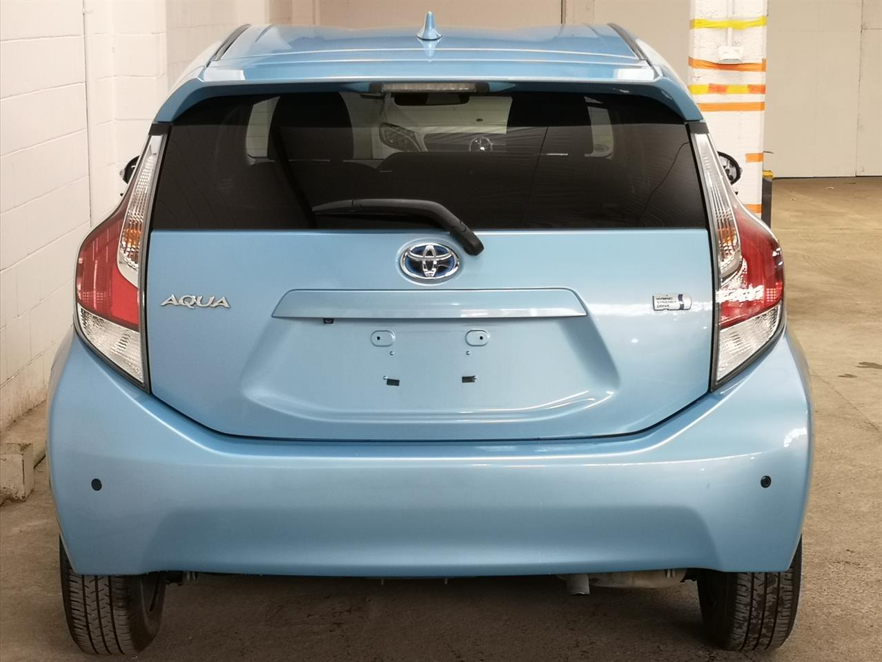2015 Toyota Aqua