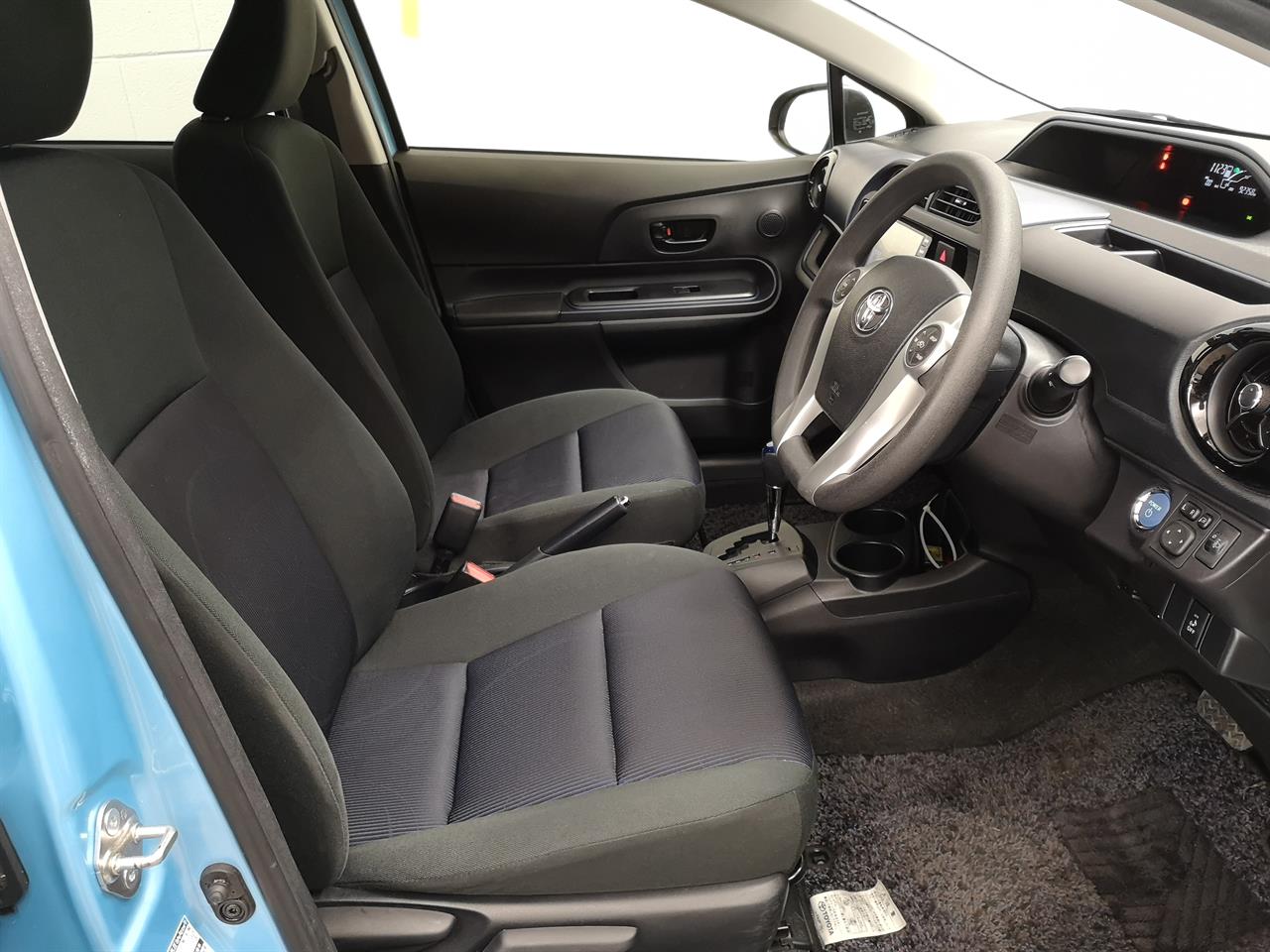 2015 Toyota Aqua
