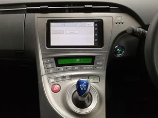 2012 Toyota Prius - Thumbnail