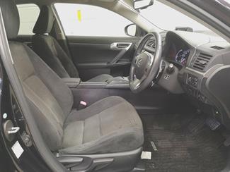 2013 Lexus CT 200H - Thumbnail