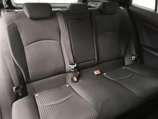 2017 Toyota Prius - Thumbnail