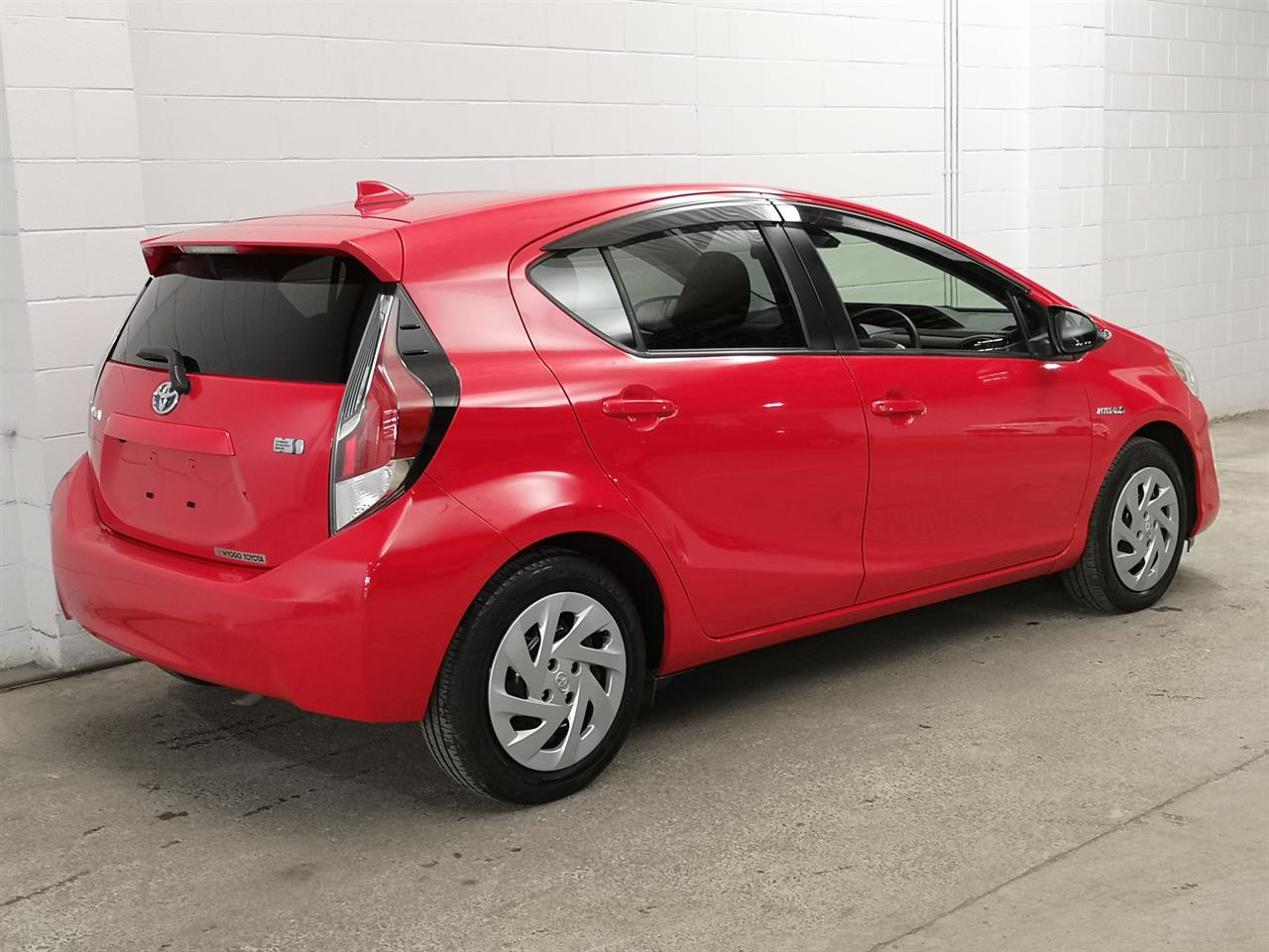 2016 Toyota Aqua