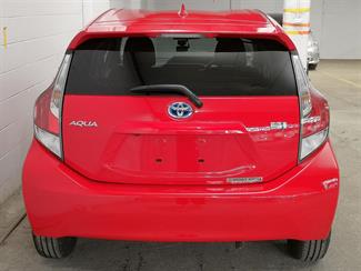 2016 Toyota Aqua - Thumbnail