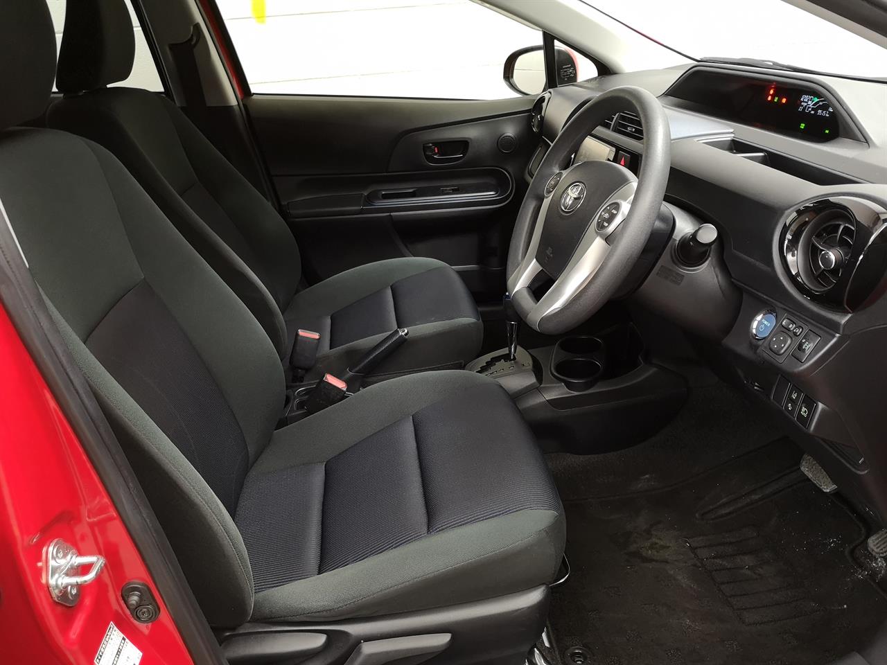 2016 Toyota Aqua