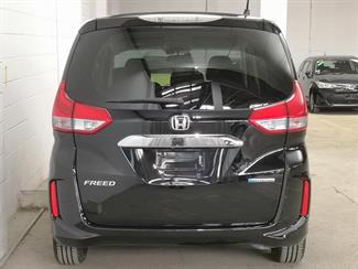2017 Honda Freed - Thumbnail