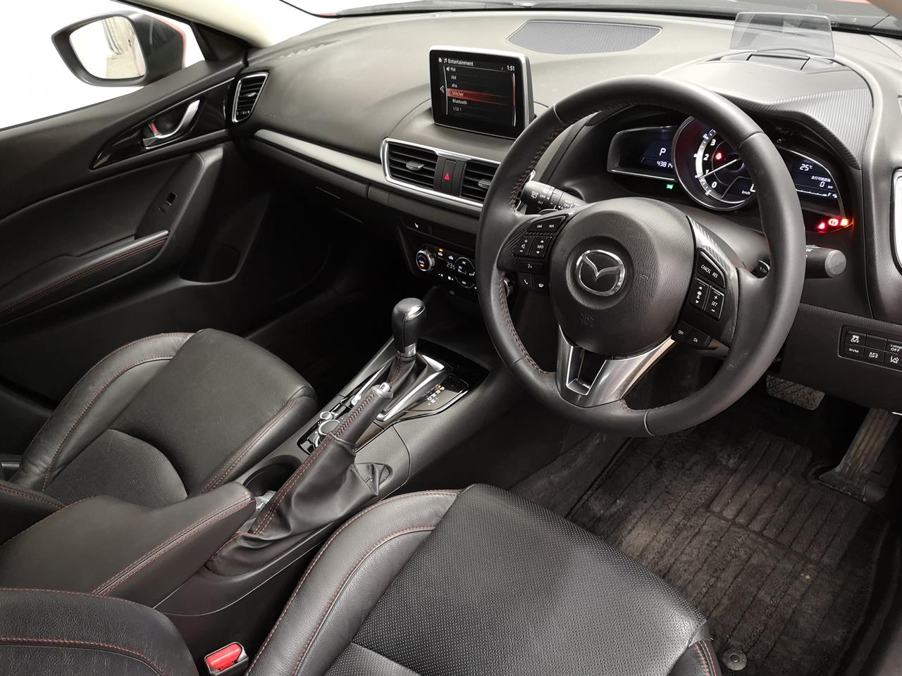 2014 Mazda Axela