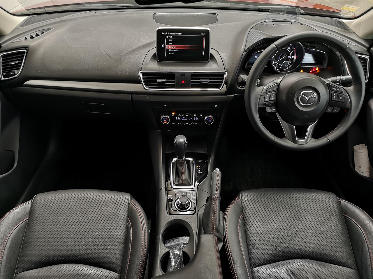 2014 Mazda Axela