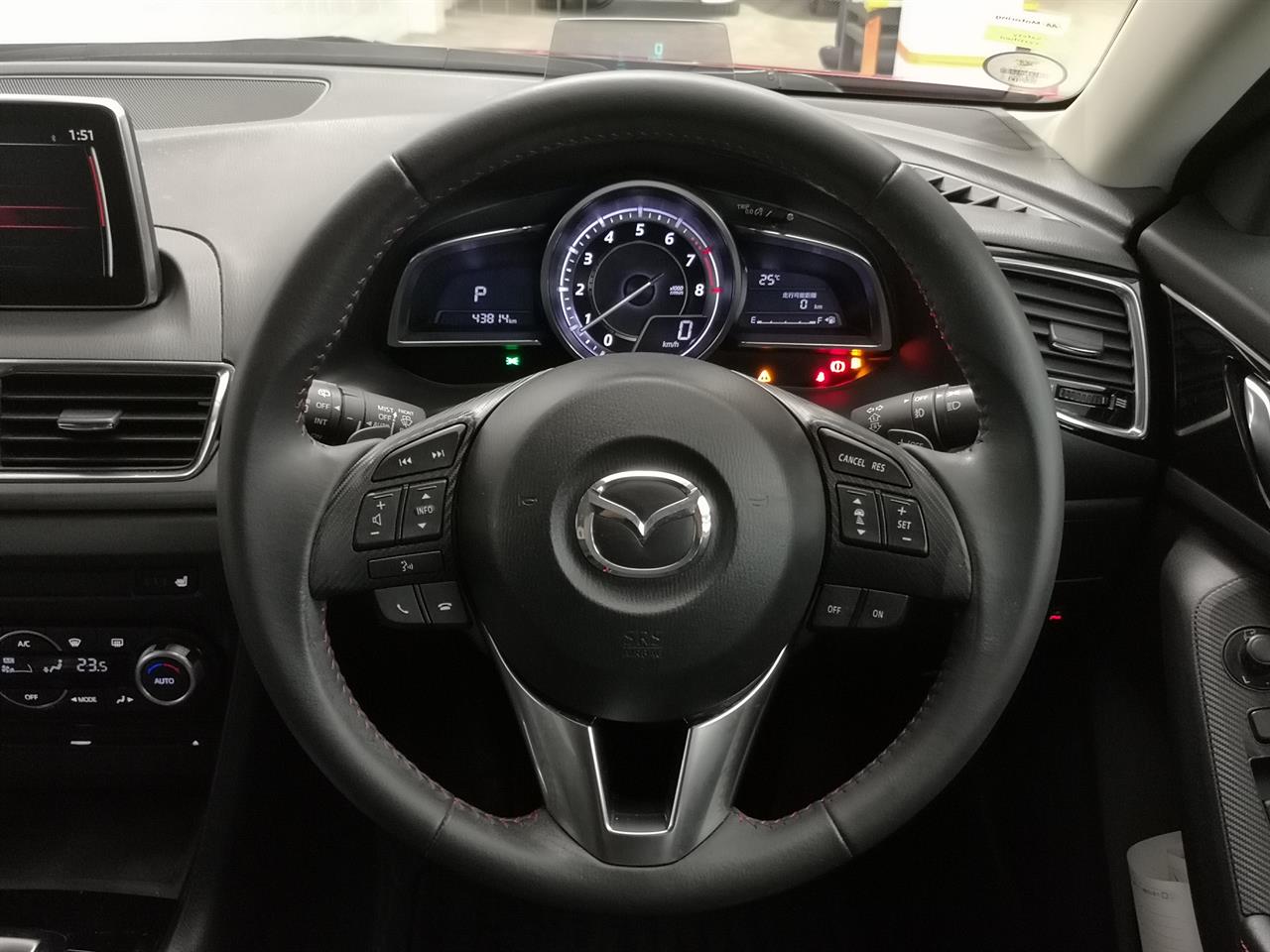 2014 Mazda Axela