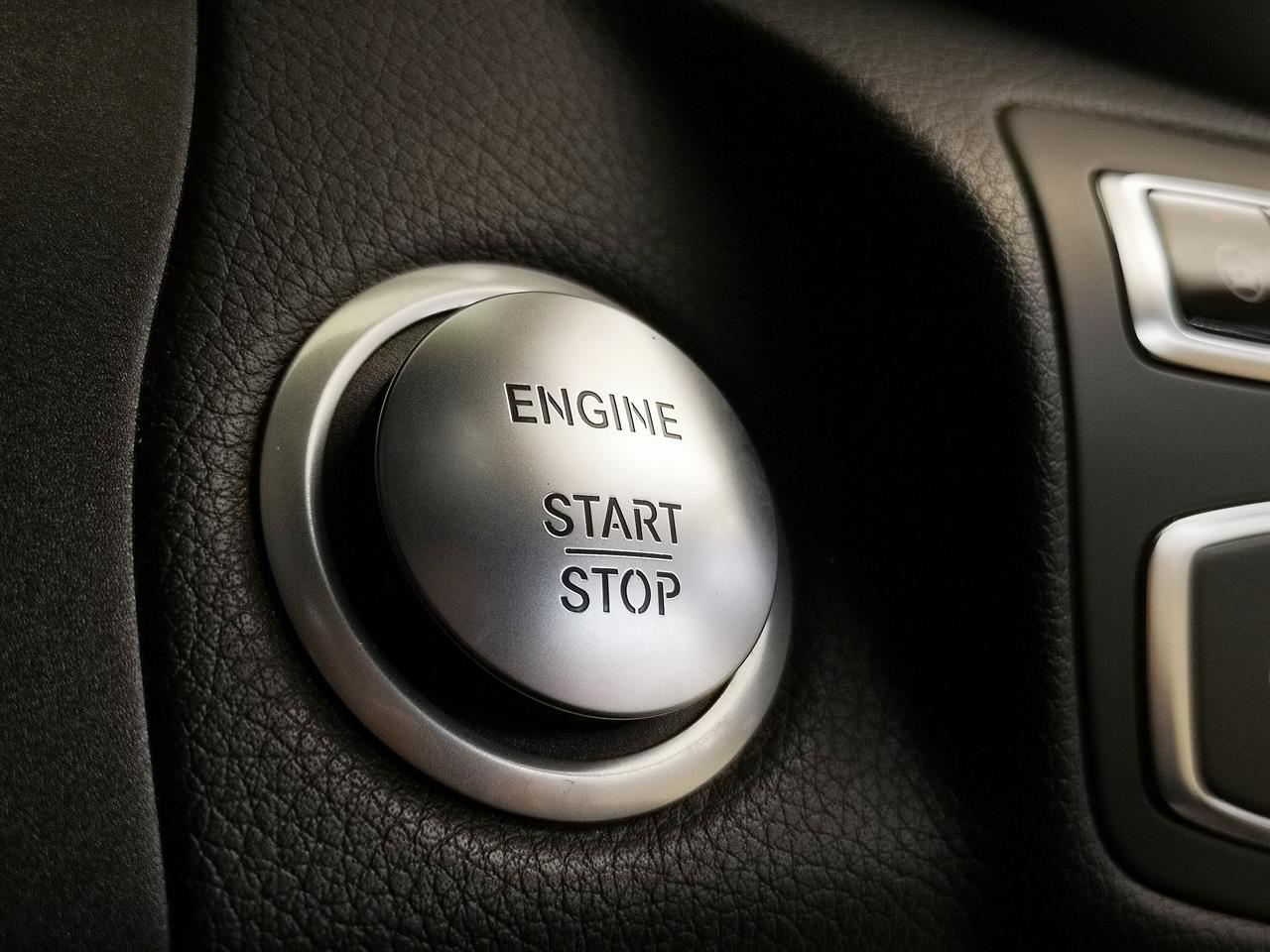 2015 Mercedes-Benz C 200