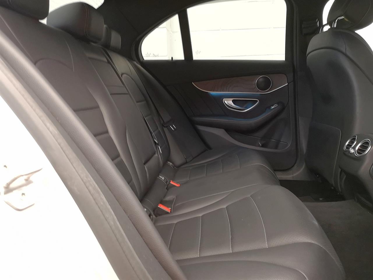 2015 Mercedes-Benz C 200