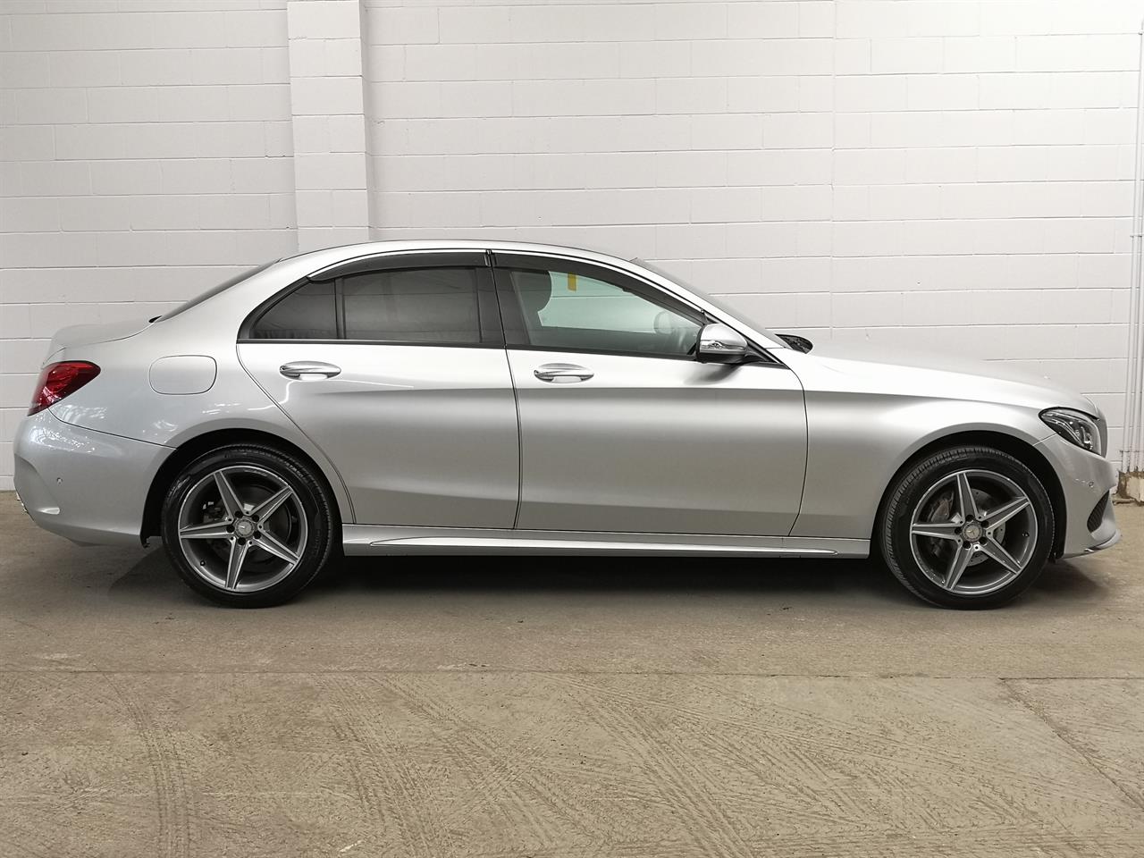 2015 Mercedes-Benz C 200