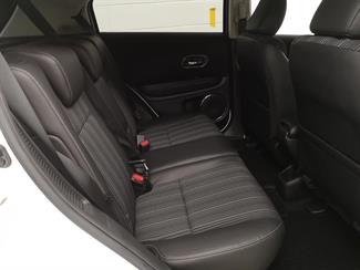 2016 Honda Vezel - Thumbnail