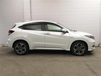 2016 Honda Vezel - Thumbnail