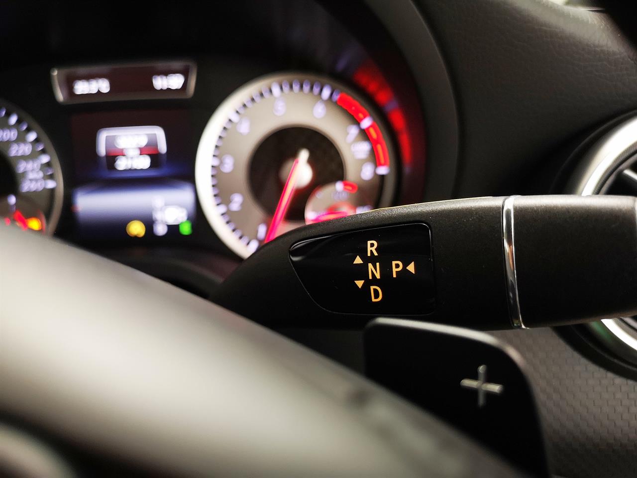 2015 Mercedes-Benz A 180