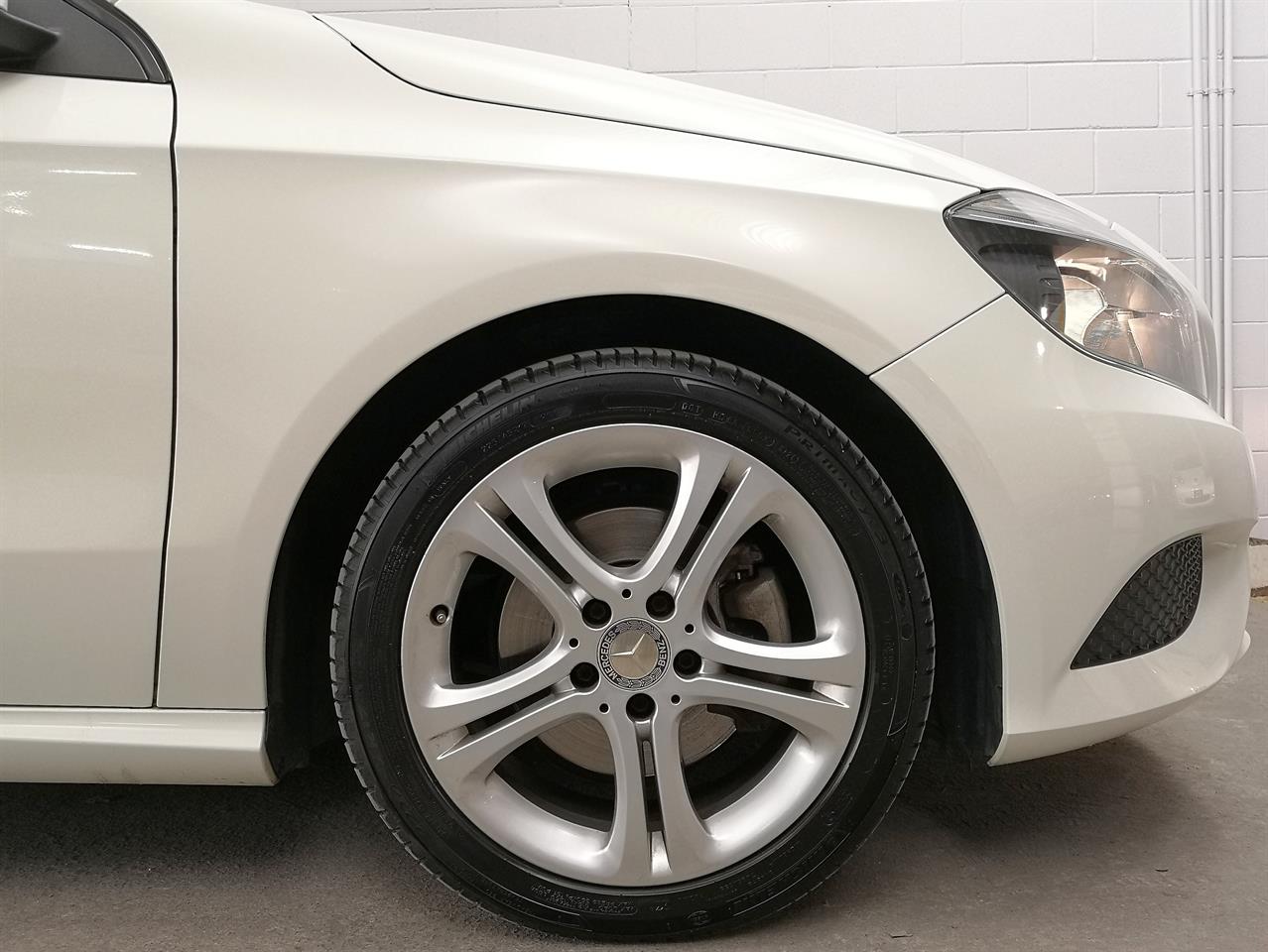 2015 Mercedes-Benz A 180