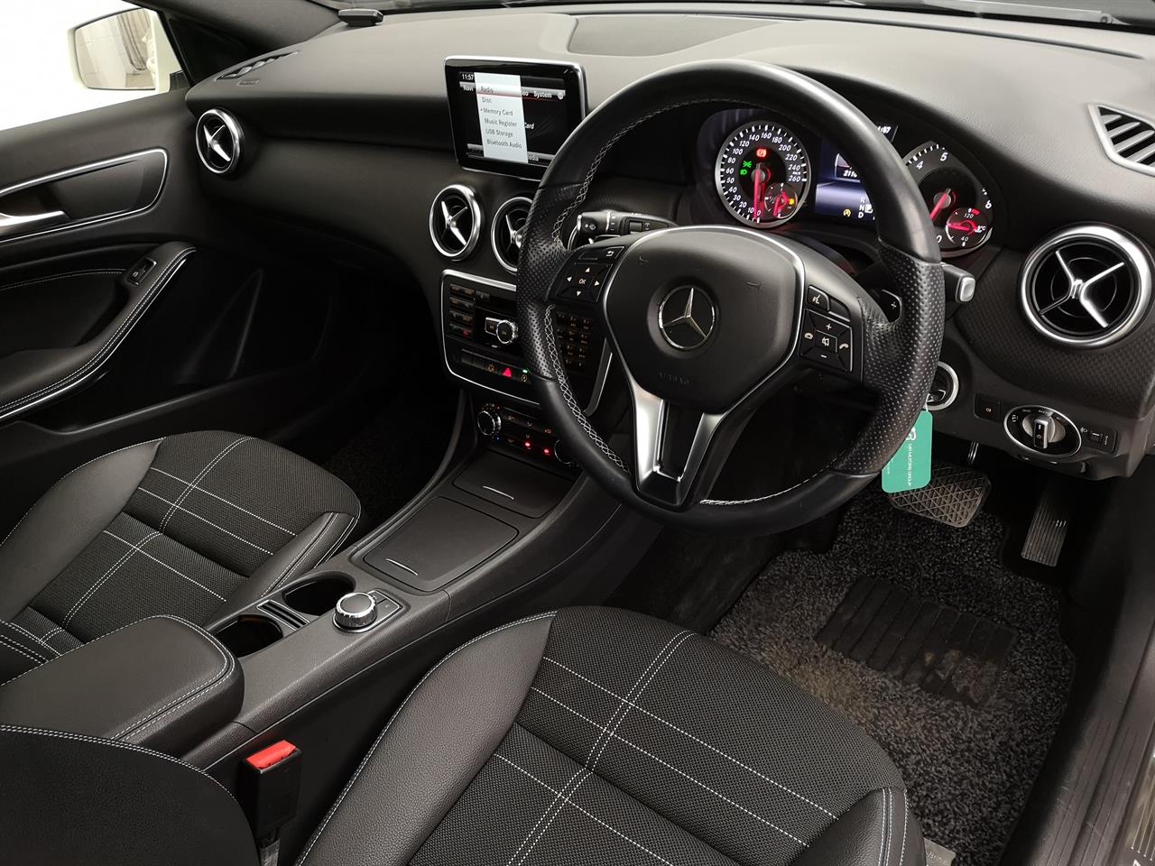 2015 Mercedes-Benz A 180