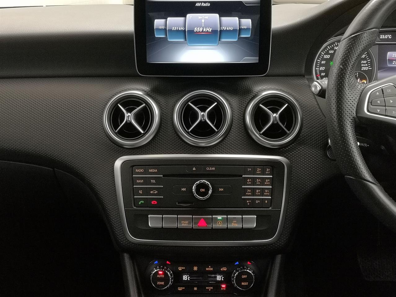 2017 Mercedes-Benz A 180