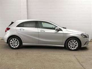 2017 Mercedes-Benz A 180 - Thumbnail