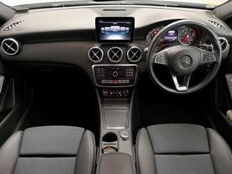 2017 Mercedes-Benz A 180 - Thumbnail