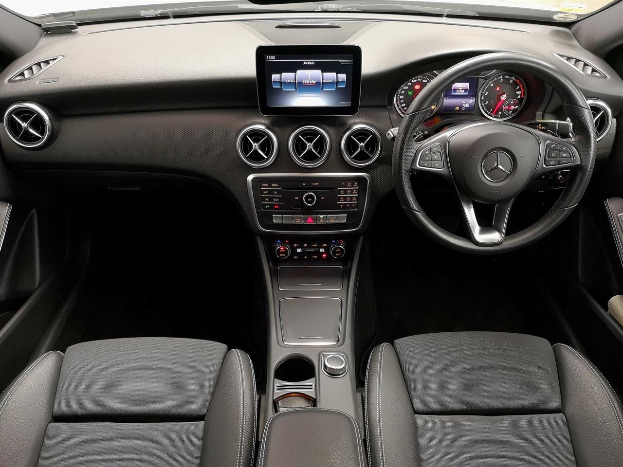 2017 Mercedes-Benz A 180