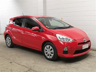 2013 Toyota Aqua - Thumbnail
