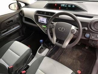 2013 Toyota Aqua - Thumbnail