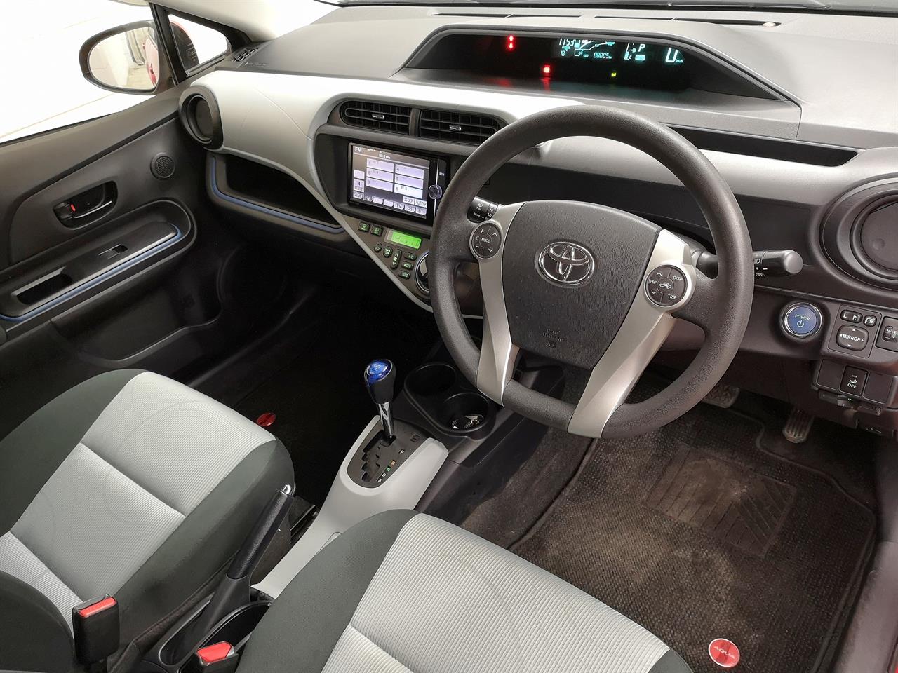 2013 Toyota Aqua