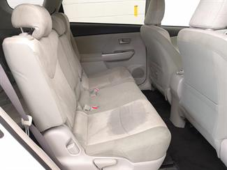 2012 Toyota Prius - Thumbnail