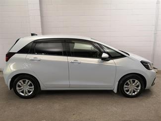 2020 Honda Fit - Thumbnail