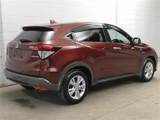 2015 Honda Vezel - Thumbnail