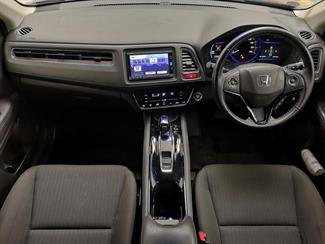 2015 Honda Vezel - Thumbnail