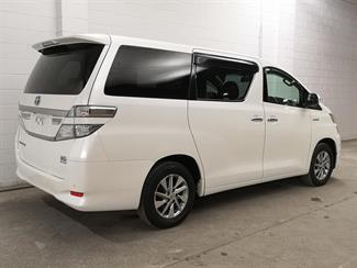 2012 Toyota Alphard - Thumbnail