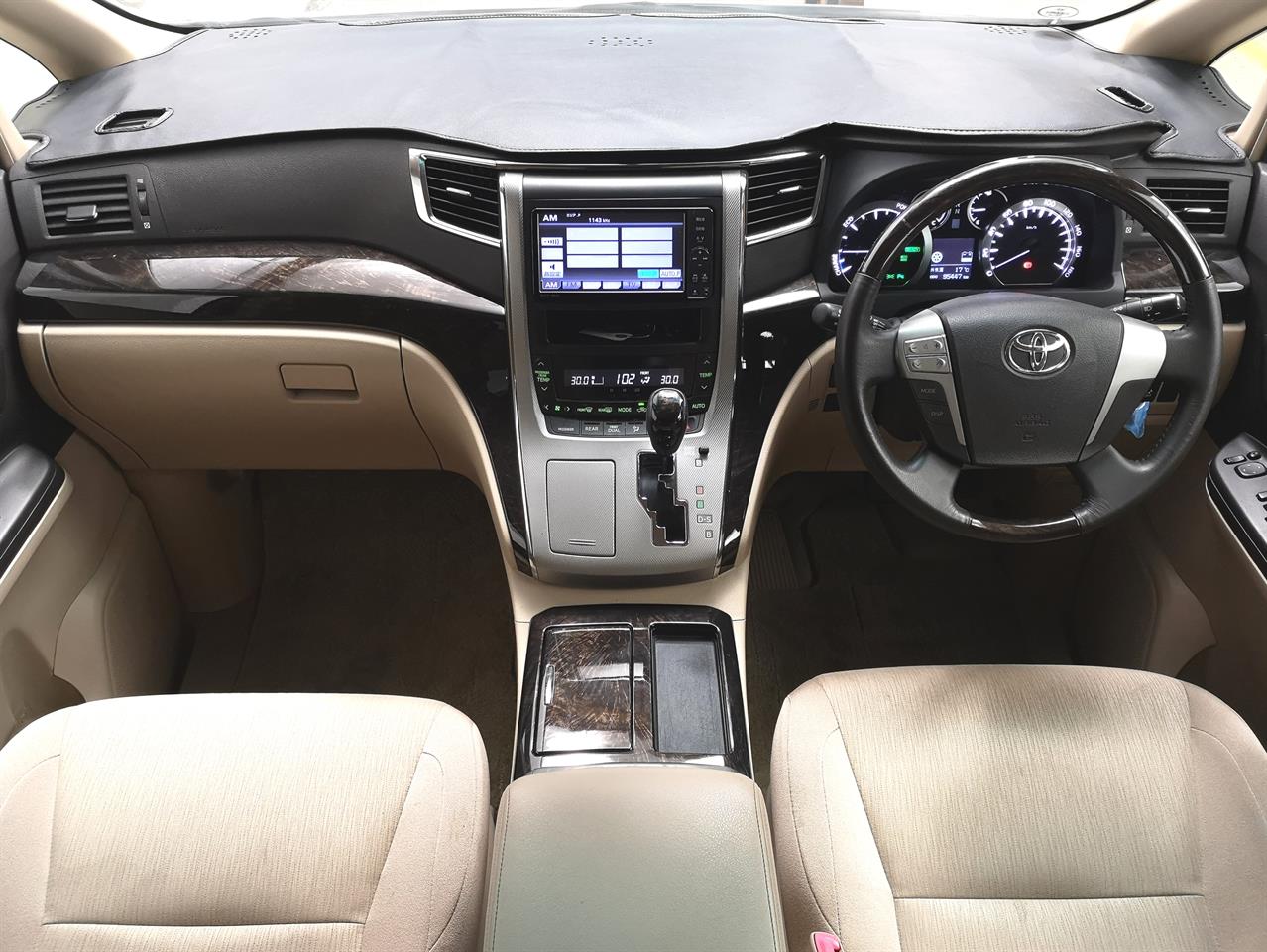 2012 Toyota Alphard