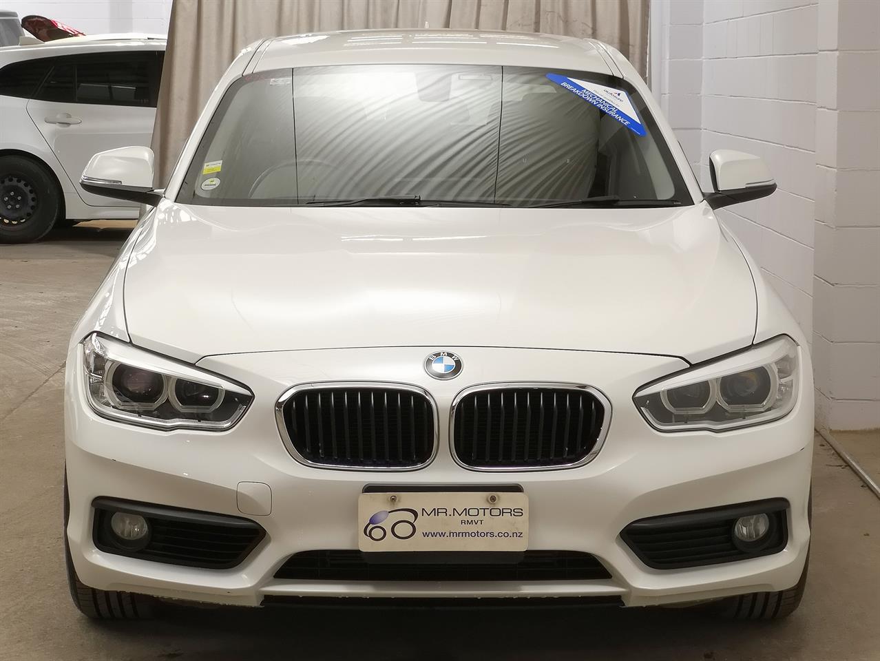 2015 BMW 118I