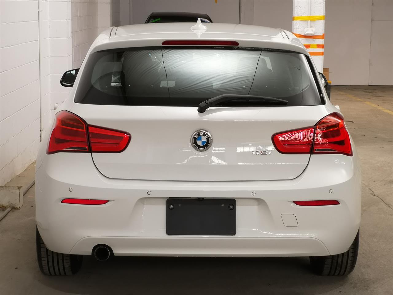 2015 BMW 118I