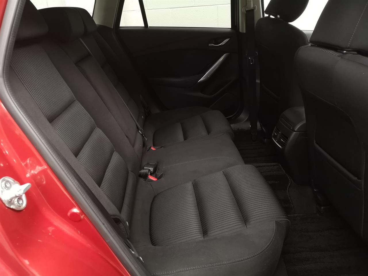 2013 Mazda atenza