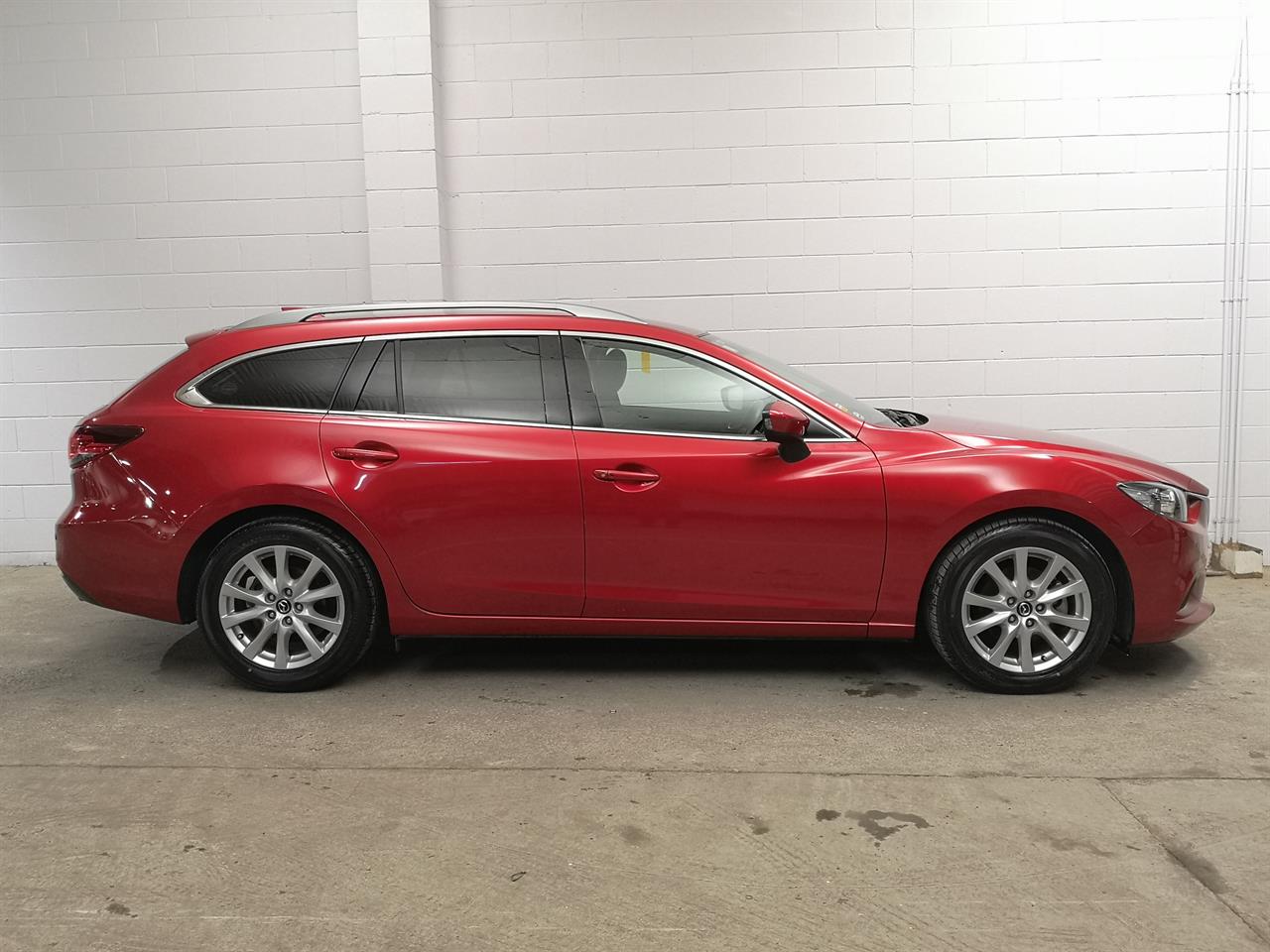 2013 Mazda atenza