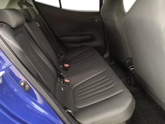 2021 Toyota Aqua - Thumbnail