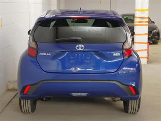2022 Toyota Aqua - Thumbnail