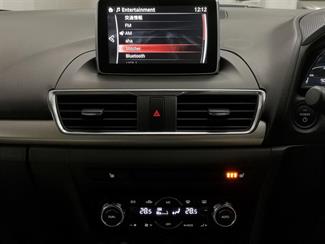 2014 Mazda Axela - Thumbnail