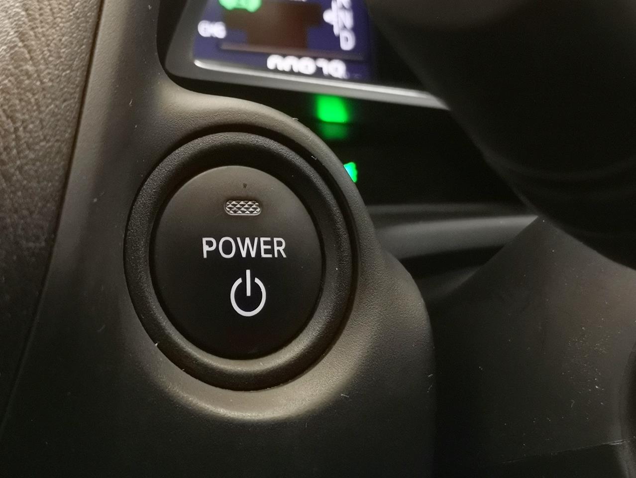 2014 Mazda Axela